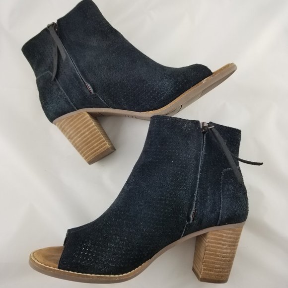 Toms | Majorca Peep Toe Bootie Suede Perforated - Picture 3 of 8